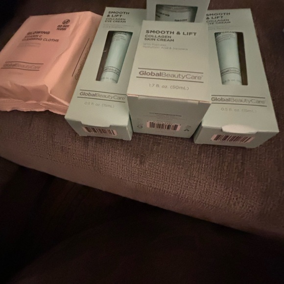 Global Beauty Care Smooth & Lift Collagen Skin Cream - Picture 1 of 6